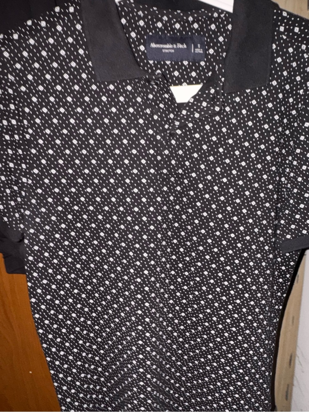 Men’s small Abercrombie & Fitch Black Pattern Polo with White Micro Print